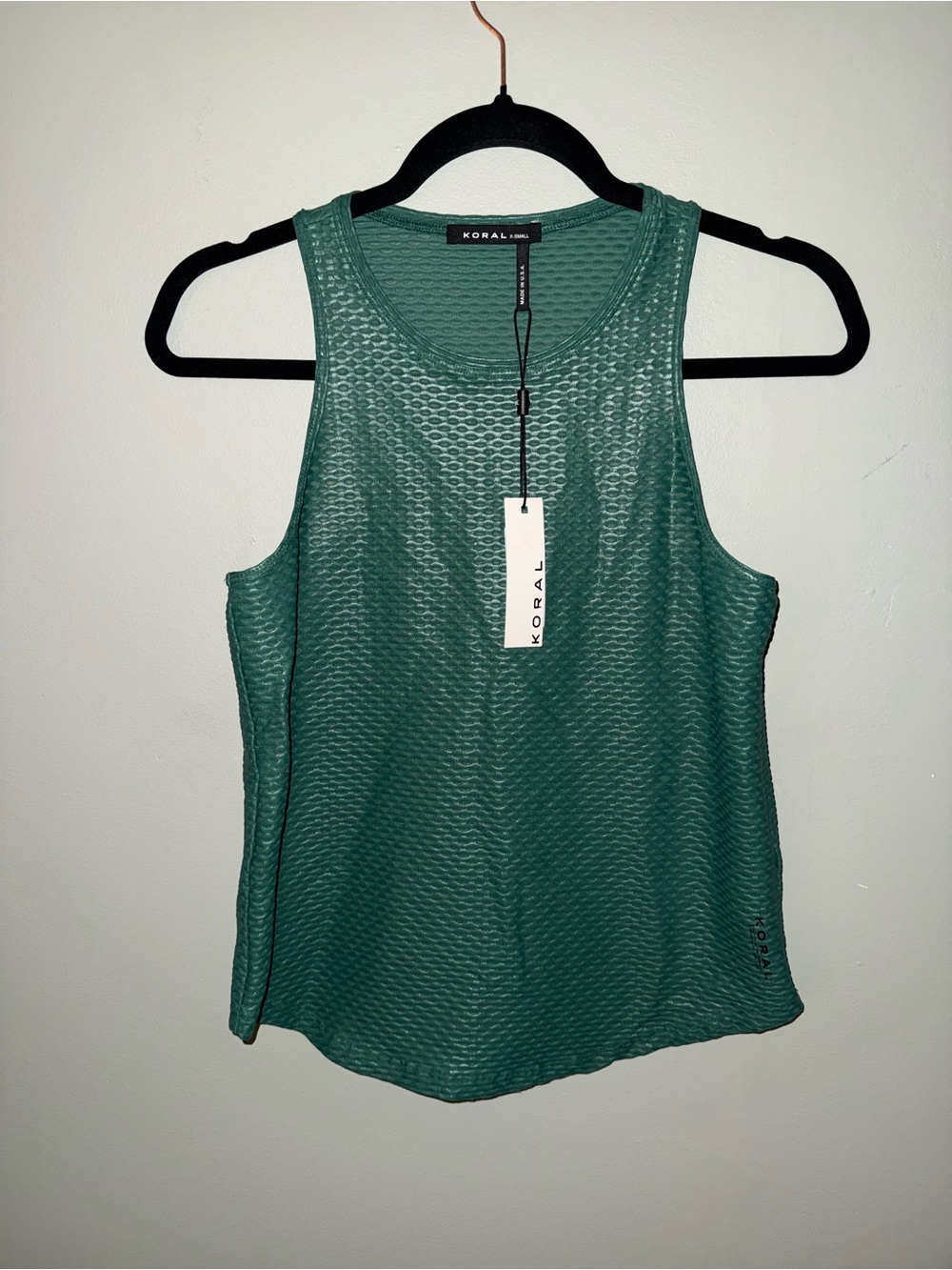 Koral shiny green NEW nwt tank top sleeveless size XS extra small